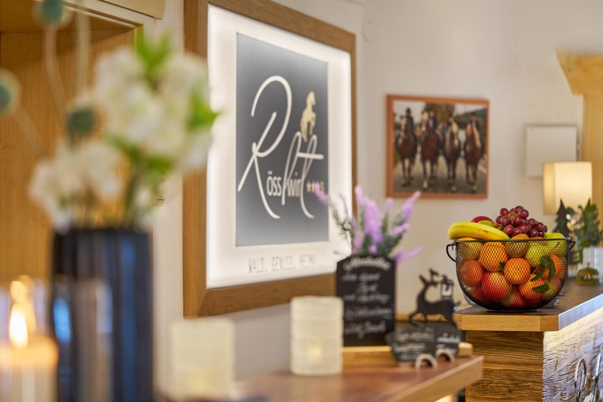 Wander Und Aktiv Hotel Roesslwirt Lam Zewnętrze zdjęcie