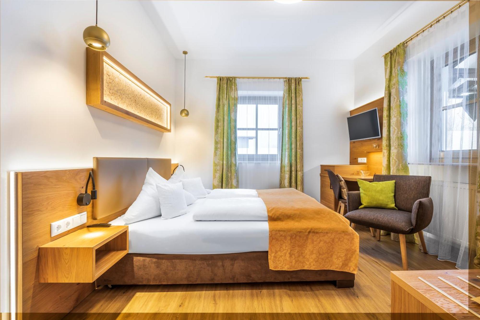 Wander Und Aktiv Hotel Roesslwirt Lam Zewnętrze zdjęcie