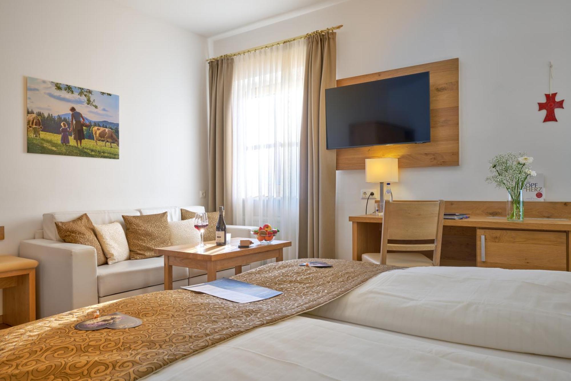 Wander Und Aktiv Hotel Roesslwirt Lam Zewnętrze zdjęcie